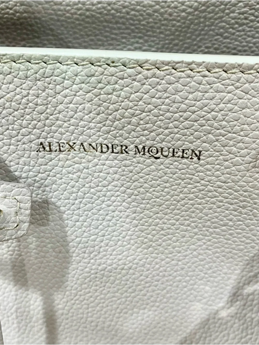 ALEXANDER MCQUEEN Pebbled Calfskin Small Skull Padlock Zip Around Tote w COA
